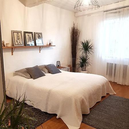 Chambre D Hotes "Lilimyna" Avec Petit Dejeuner Barjols Luaran gambar